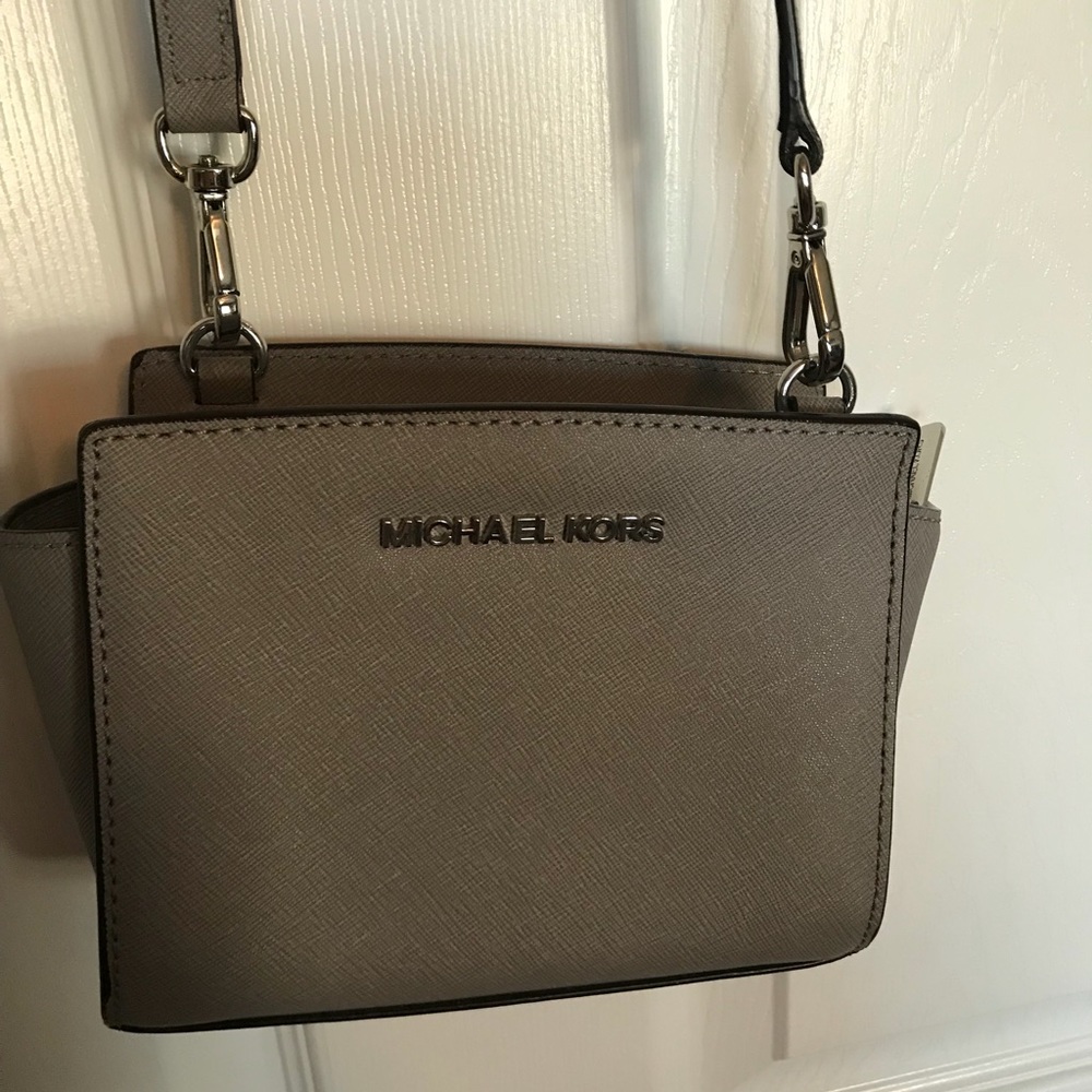 Michael Kors purse